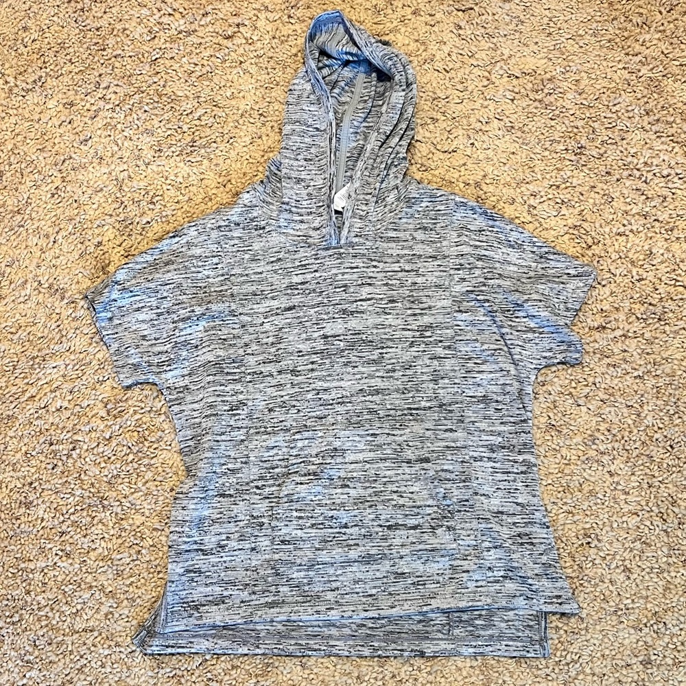 Athleta Gray Marled Short-Sleeve Hoodie